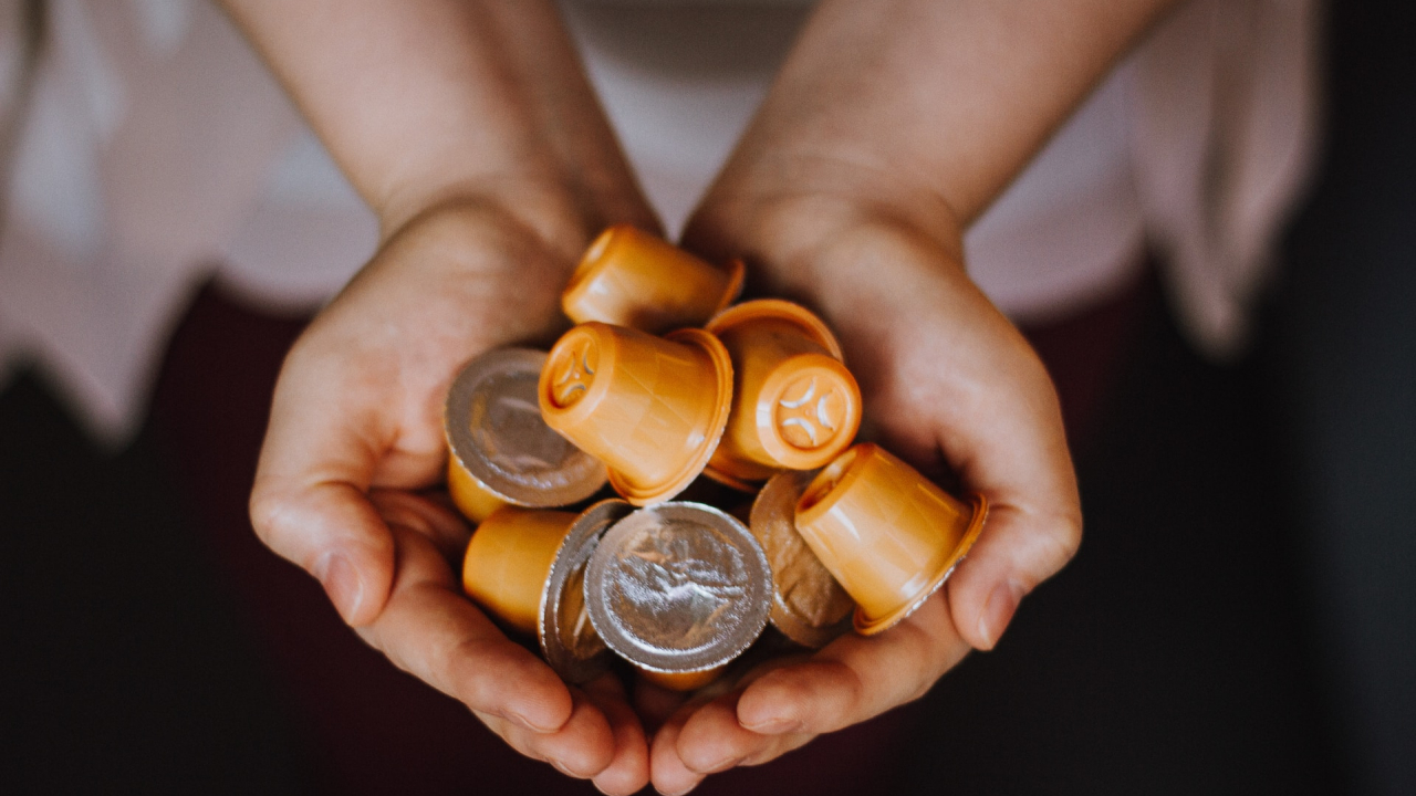 CoffeeCycle, campanie de reciclare a capsulelor și pungilor de cafea în București