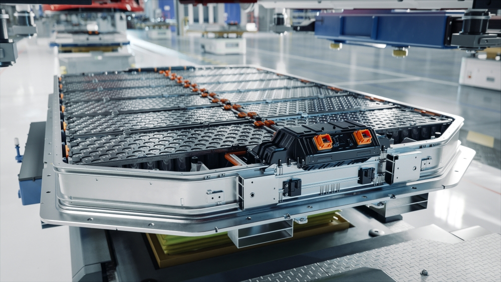 Un mare producător de baterii promite baterii solide începând cu 2027