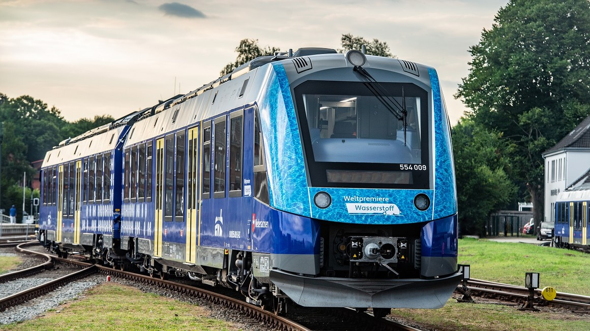 The first hydrogen-powered trains, in circulation in Europe