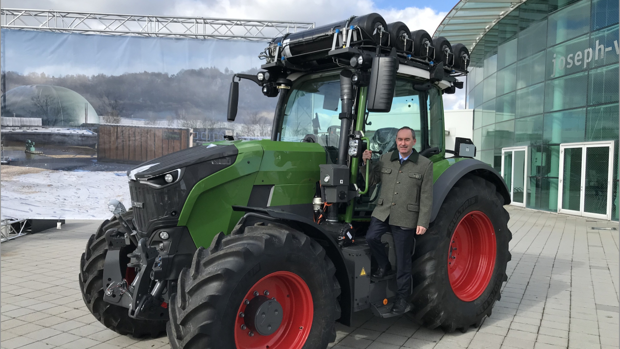 Utilajele agricole ale viitorului ar putea fi alimentate cu hidrogen verde