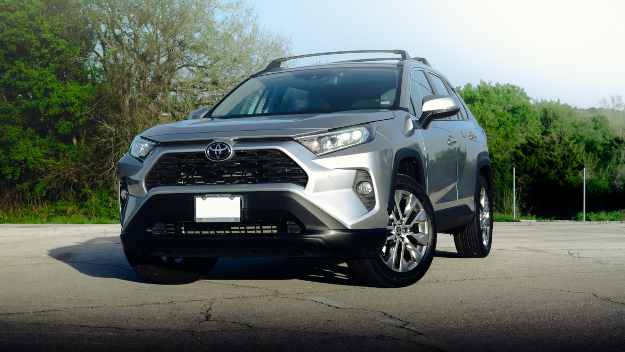 Toyota intră în cursa pentru încărcare wireless la mașini electrice