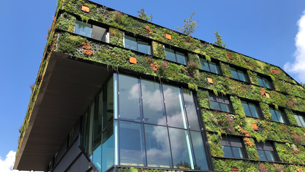 Over 5 bn. €, at the disposal of the local authorities for urban regeneration