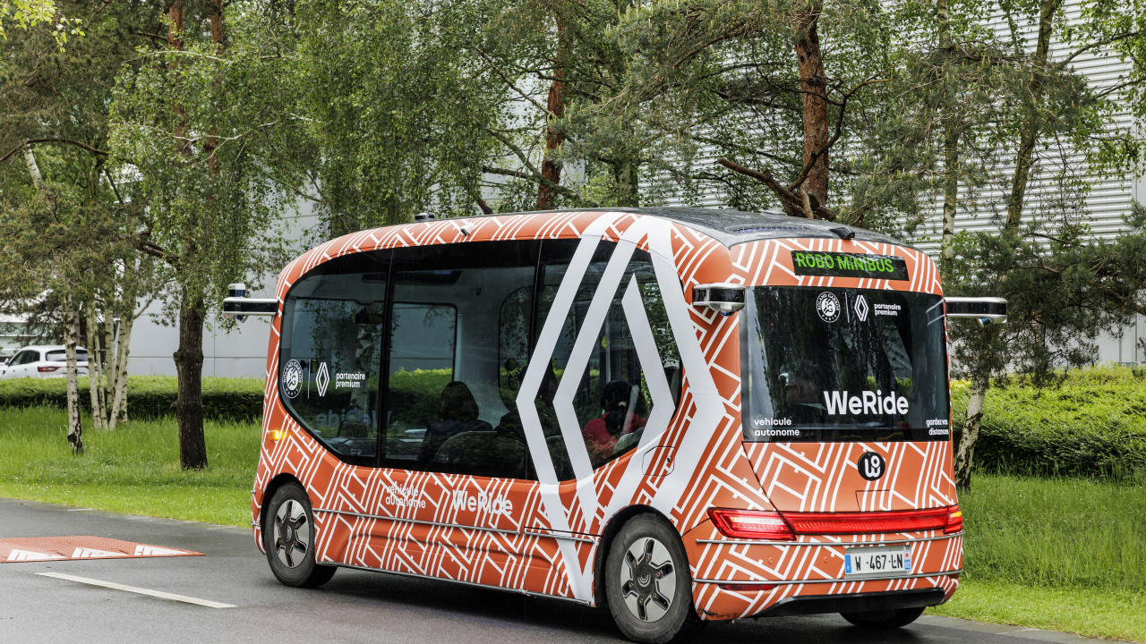 Contribuția Renault la transportul public electric autonom în Europa