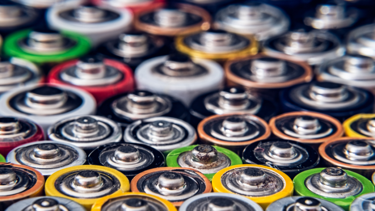 Redwood gets one billion USD to manufacture made in USA batteries