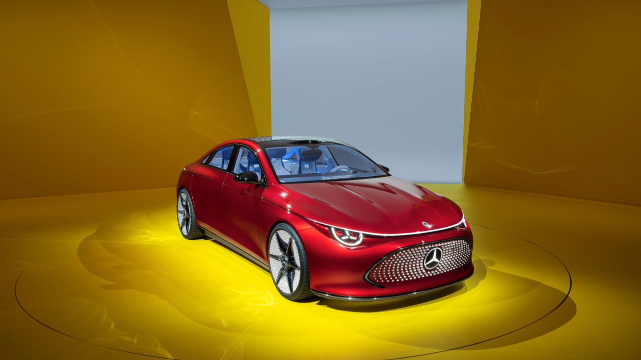 Mercedes-Benz România în 2024: 1 din 3 mașini vândute a fost electrificată