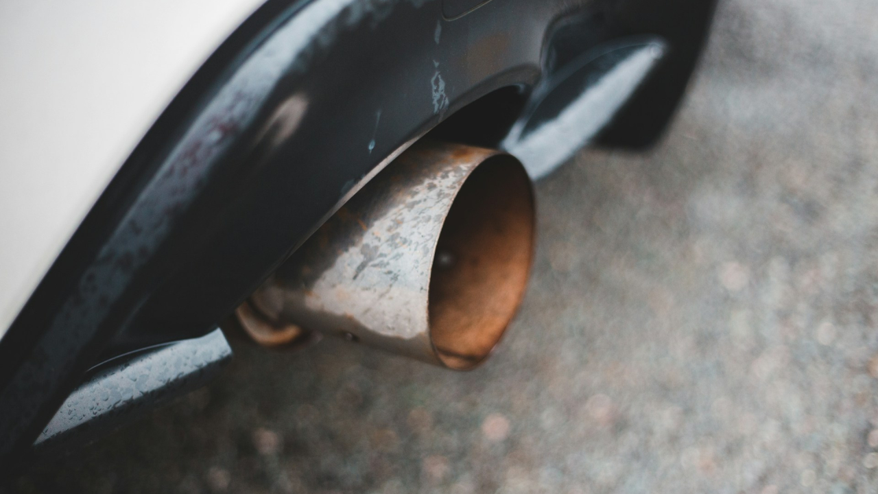 Un nou studiu demonstrează beneficiile unui parc auto complet electrificat