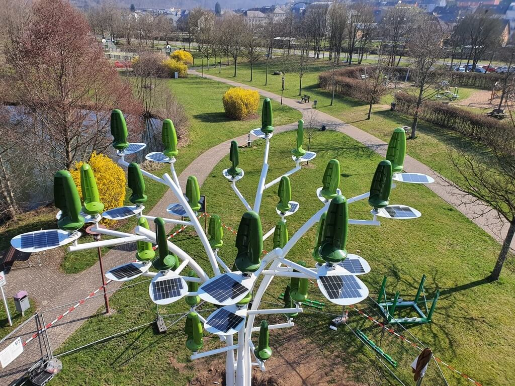 "Wind trees" are the innovative science-fiction way to clean-power our cities