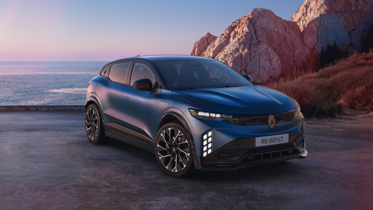 Noul Renault Megane E-Tech electric ajunge la 500 km autonomie și costă 34.000 euro