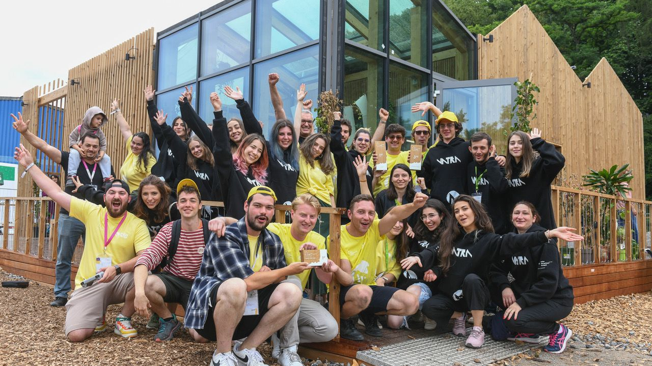Echipa EfdeN, premiată pentru prototipul VATRA la Solar Decathlon