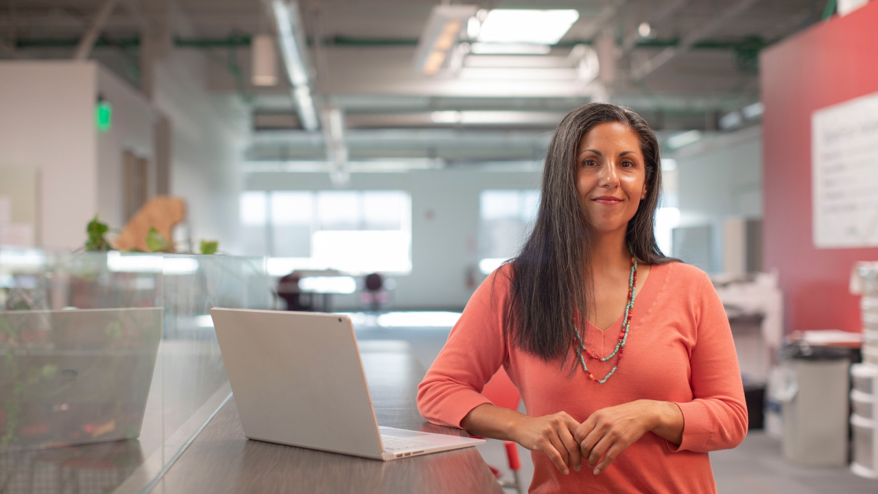 Women in Work: o jumătate de secol, necesar pentru a reduce decalajul salarial