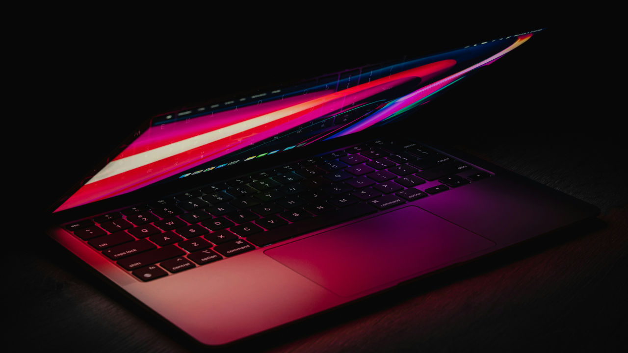 1.500 companies from Europe switched from owning laptops to renting them