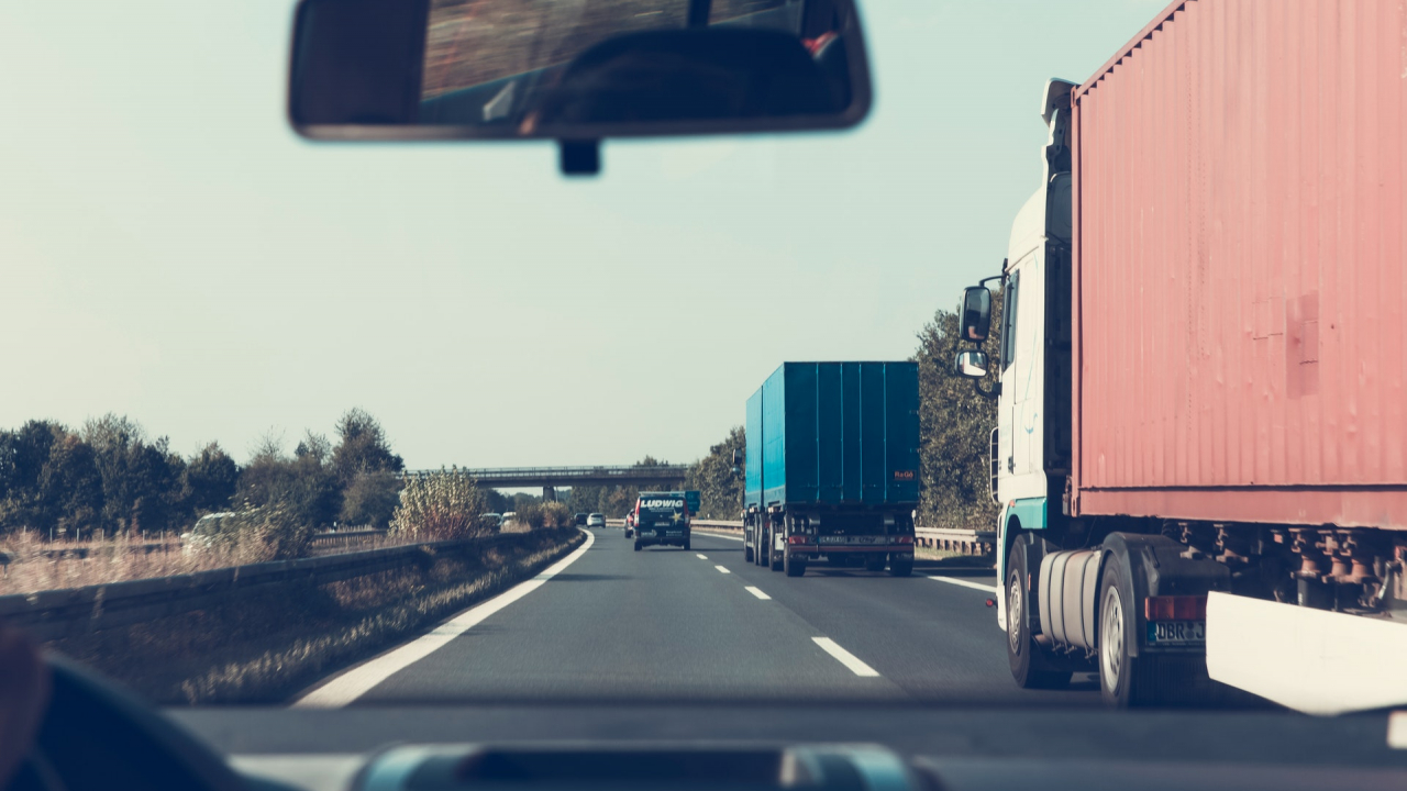Eurovignette law: EU member states should give incentives to green trucks