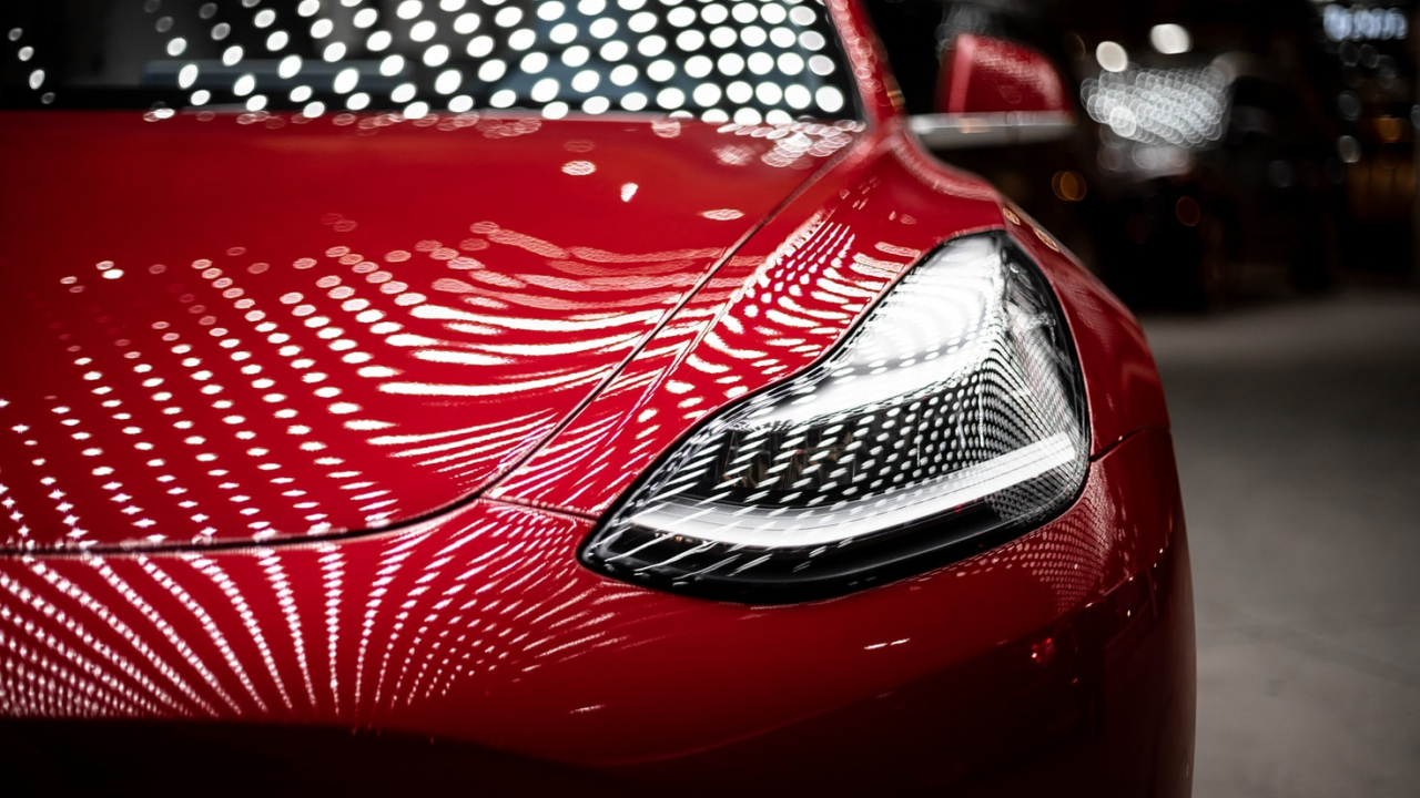 Panasonic va investi 700 mil. dolari pentru a face baterii pentru Tesla
