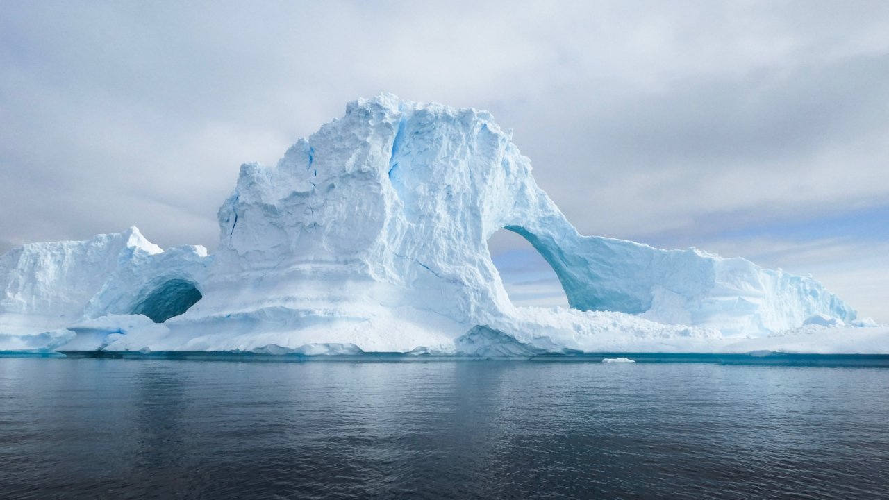 Antarctica simte efectele intensificării turismului
