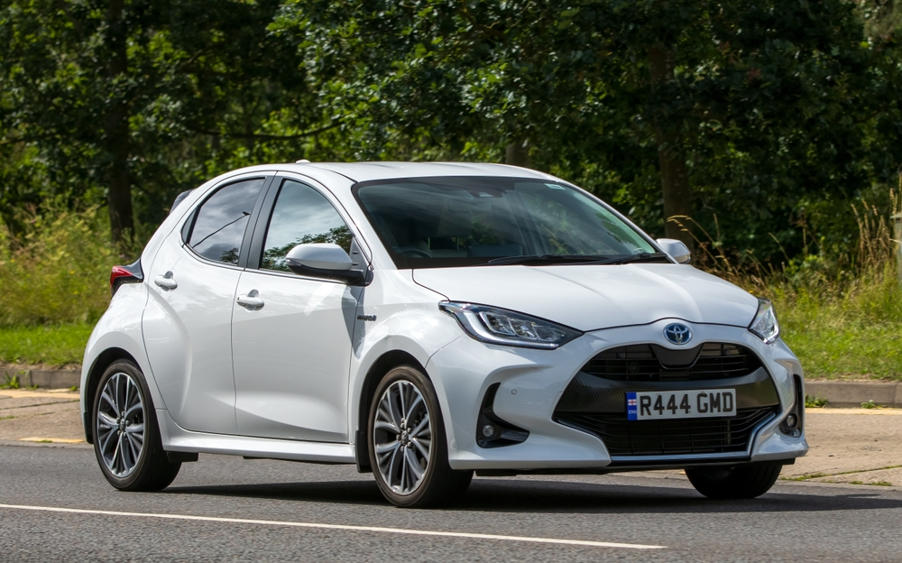 Hybrid cars, the jack of all trades. Best models for commutes and long trips