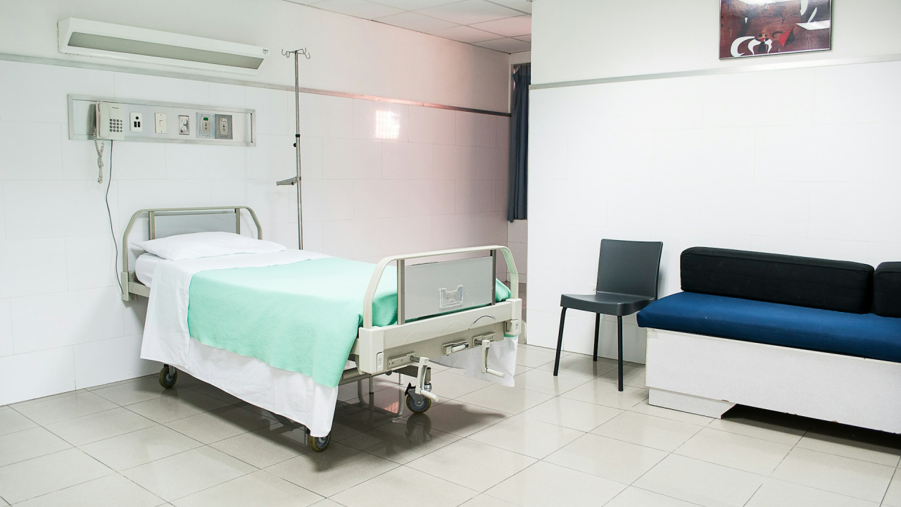 Raiffeisen Bank susține Dăruiește Viață în construcția un nou campus medical
