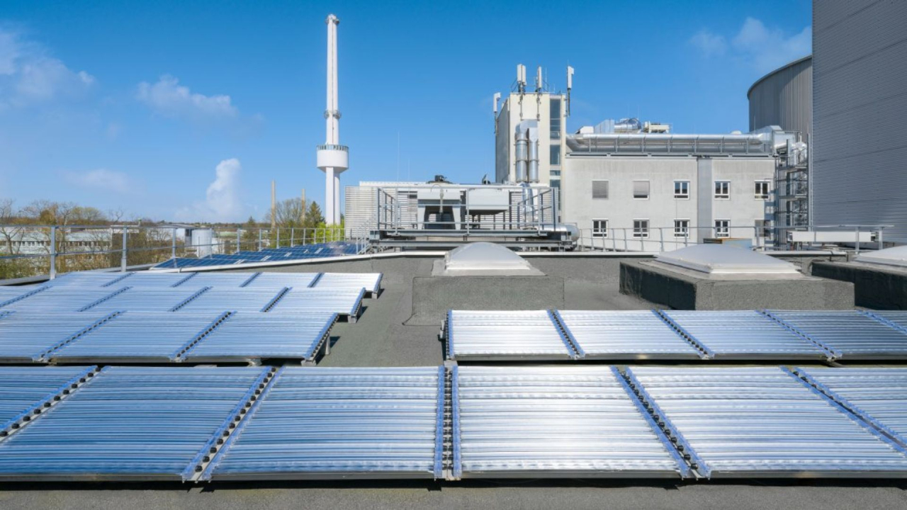 Panoul solar care poate produce hidrogen curat fără curent electric. Cum funcționează