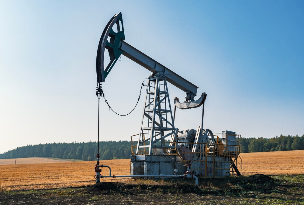 20 de țări își cresc producția de petrol, gaze și cărbune, în ciuda crizei climatice