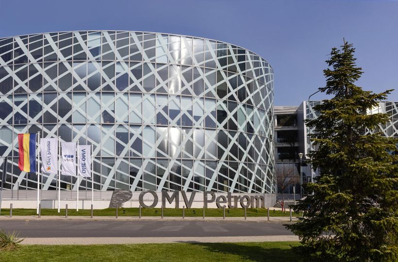 OMV Petrom signs the largest acquisition of green projects in Romania