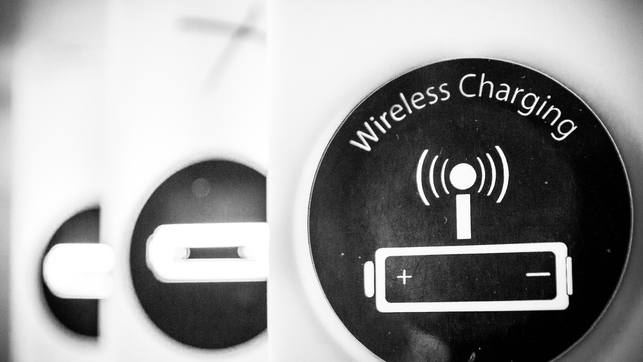 Toate vehiculele electrice pot fi încărcate wireless mulțumită acestei inovații
