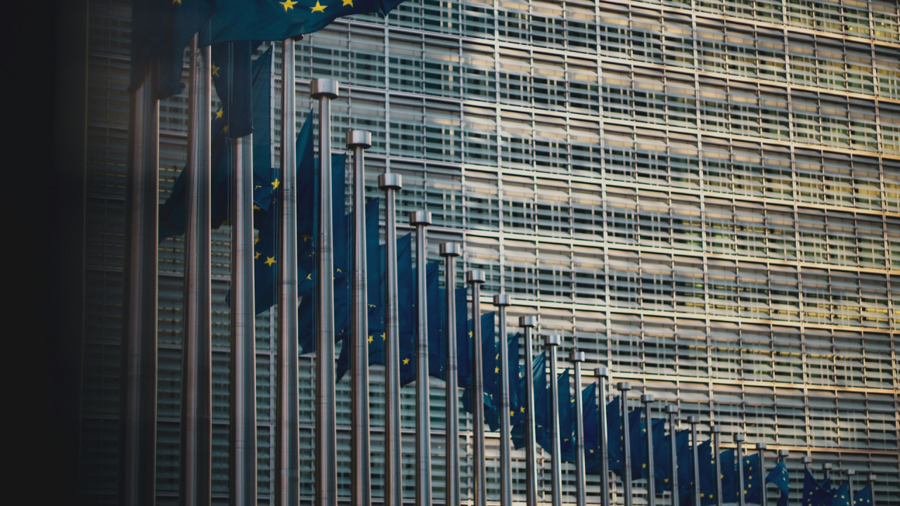 EU's strategy to capture and store CO2 emissions on the long-term