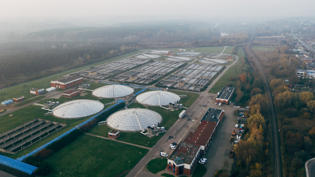 The production of renewable-based hydrogen, fueled with 250 million USD