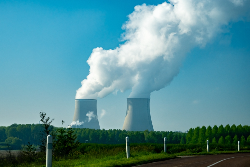 How old nuclear power plants can power our green energy future