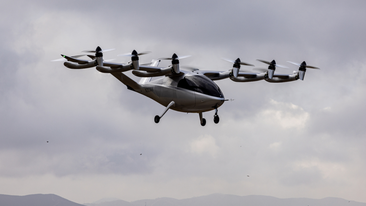 United Airlines financially supports a startup that promises electric flying vehicles