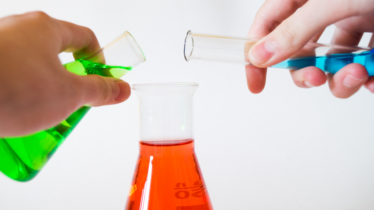 The EU could prohibit the use of up to 12.000 hazardous chemicals