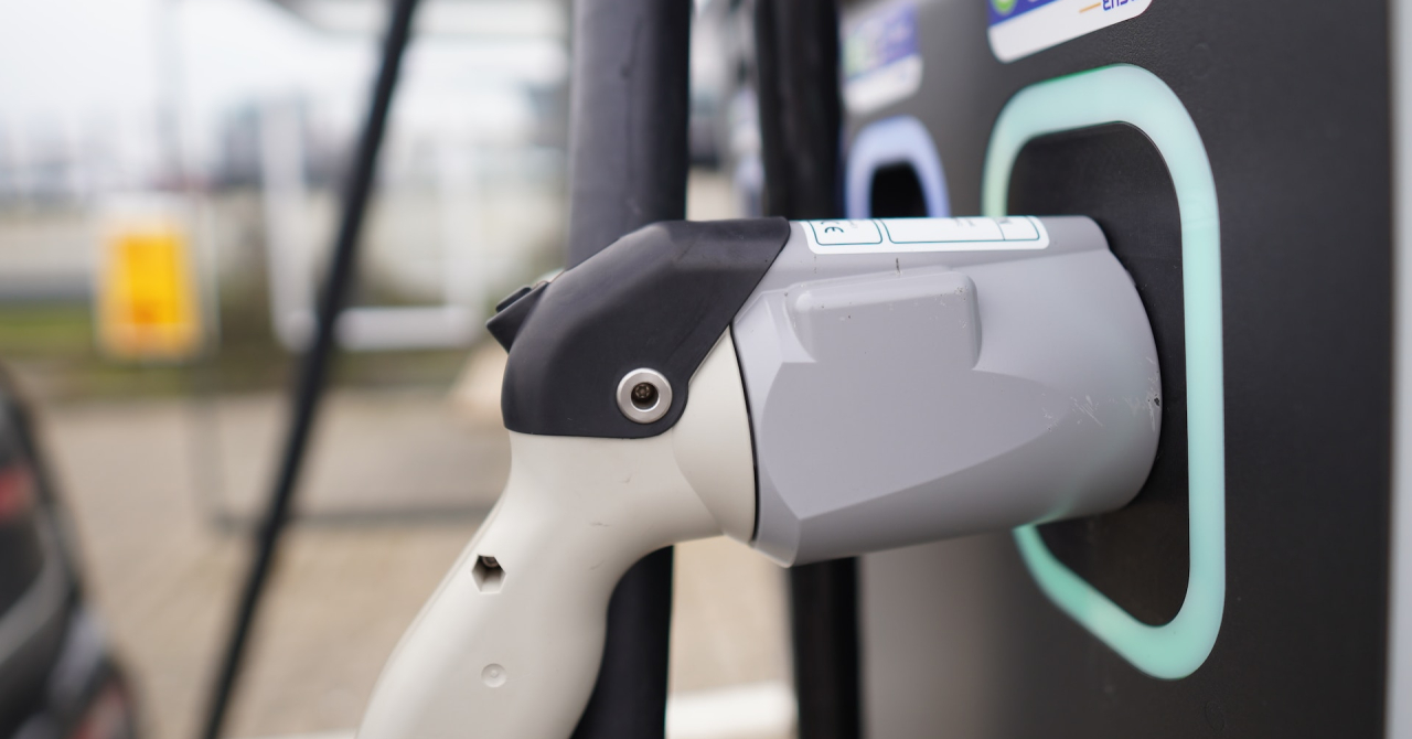 ChargePoint raises 232 mn USD to stabilize it's EV-charging operations