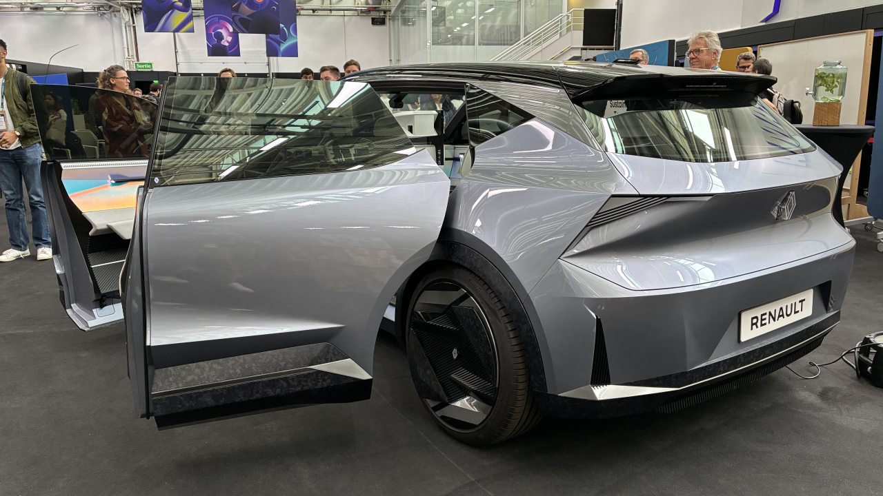 În imagine: Renault Scenic E-Tech Vision Concept