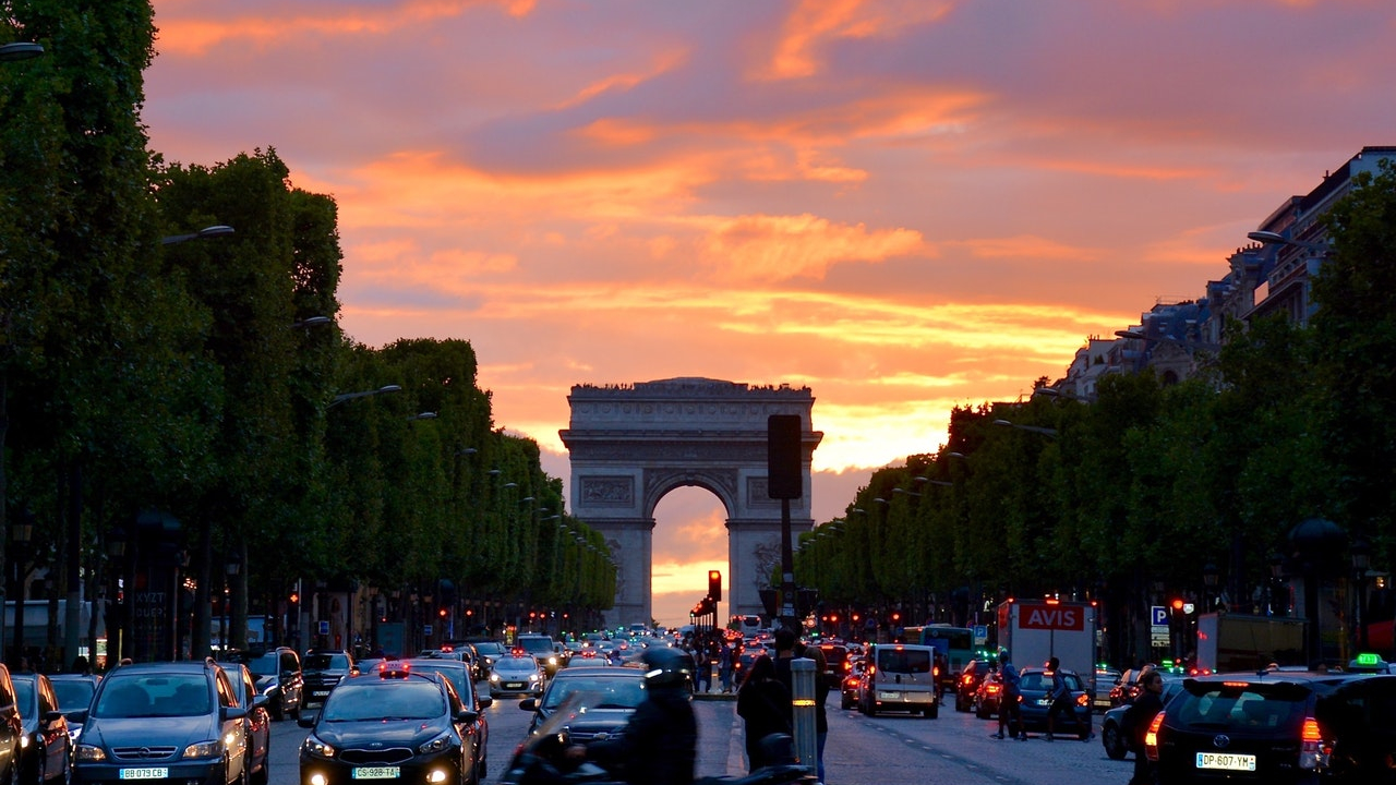 Paris delays the measures to reduce traffic in the City Centre by two years