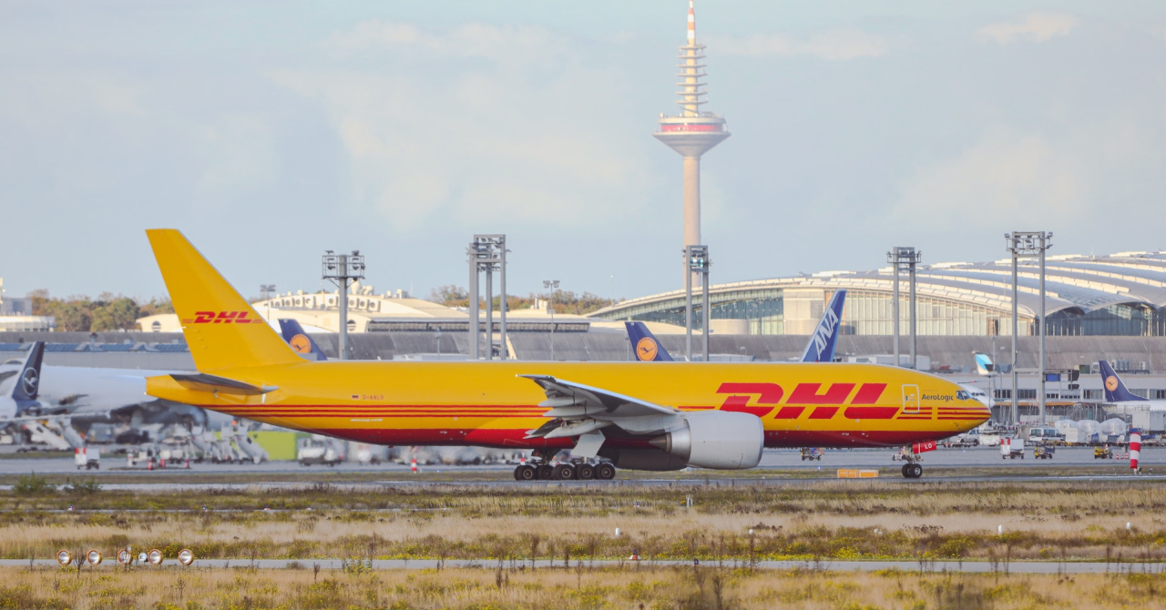 DHL, acord pentru 668 de milioane de litri SAF pentru decarbonizarea aviației