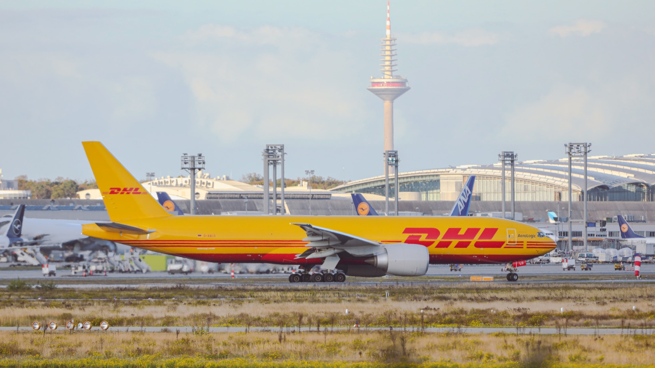 DHL, acord pentru 668 de milioane de litri SAF pentru decarbonizarea aviației