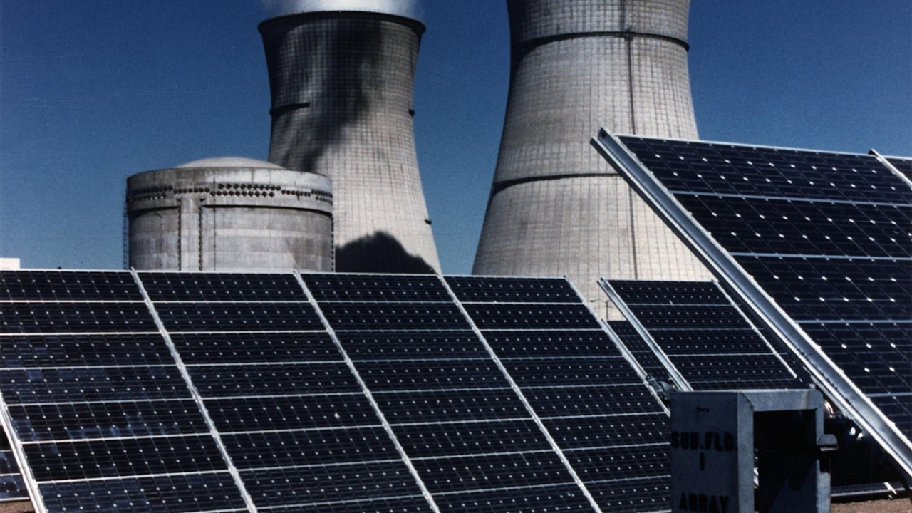 75% din români cred că sursele de energie regenerabilă ar trebui să predomine