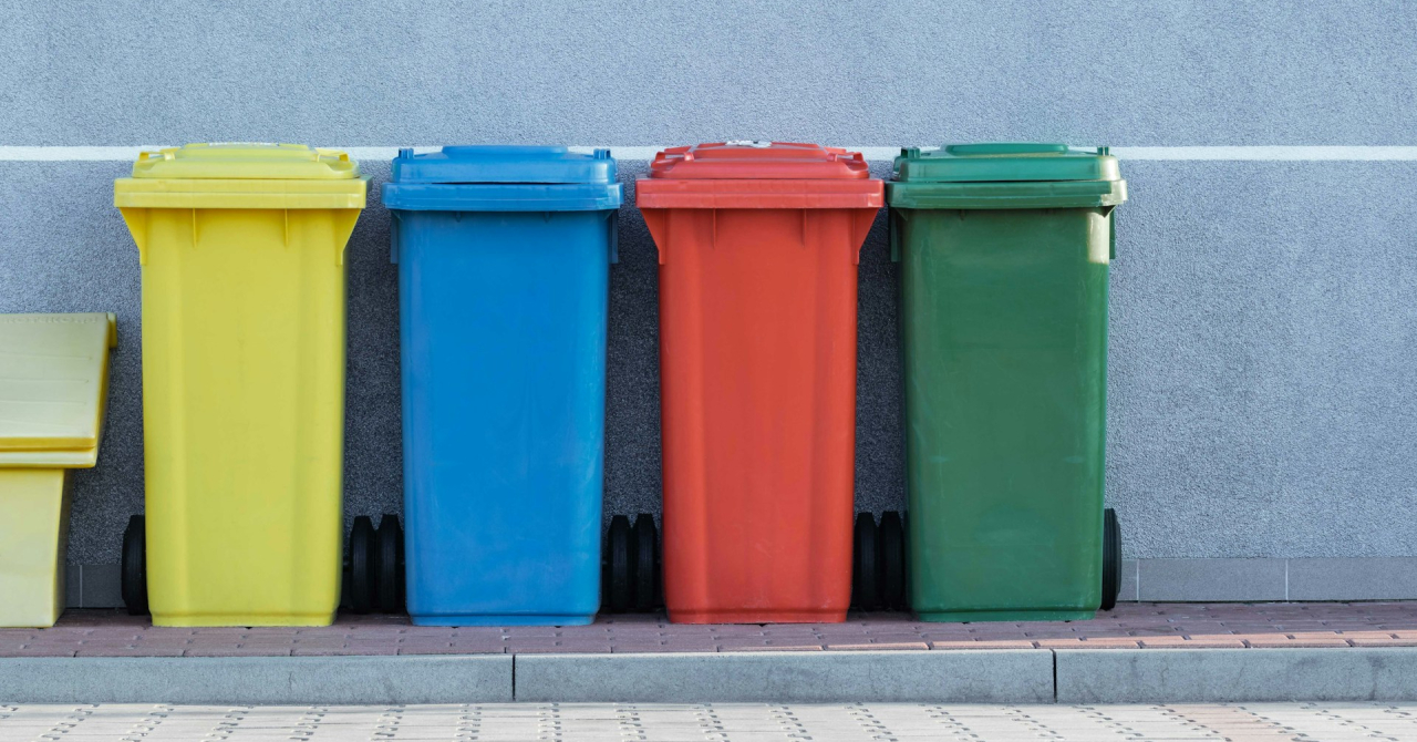 Asociația ECOTIC prezintă ghidul de bune practici pentru colectarea deșeurilor