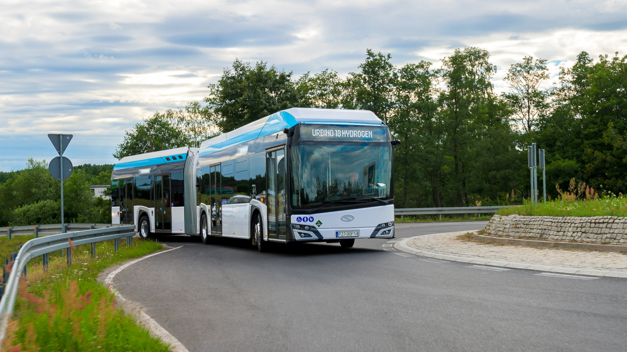 Solaris lansează Urbino 18, al doilea model al companiei alimentat de hidrogen