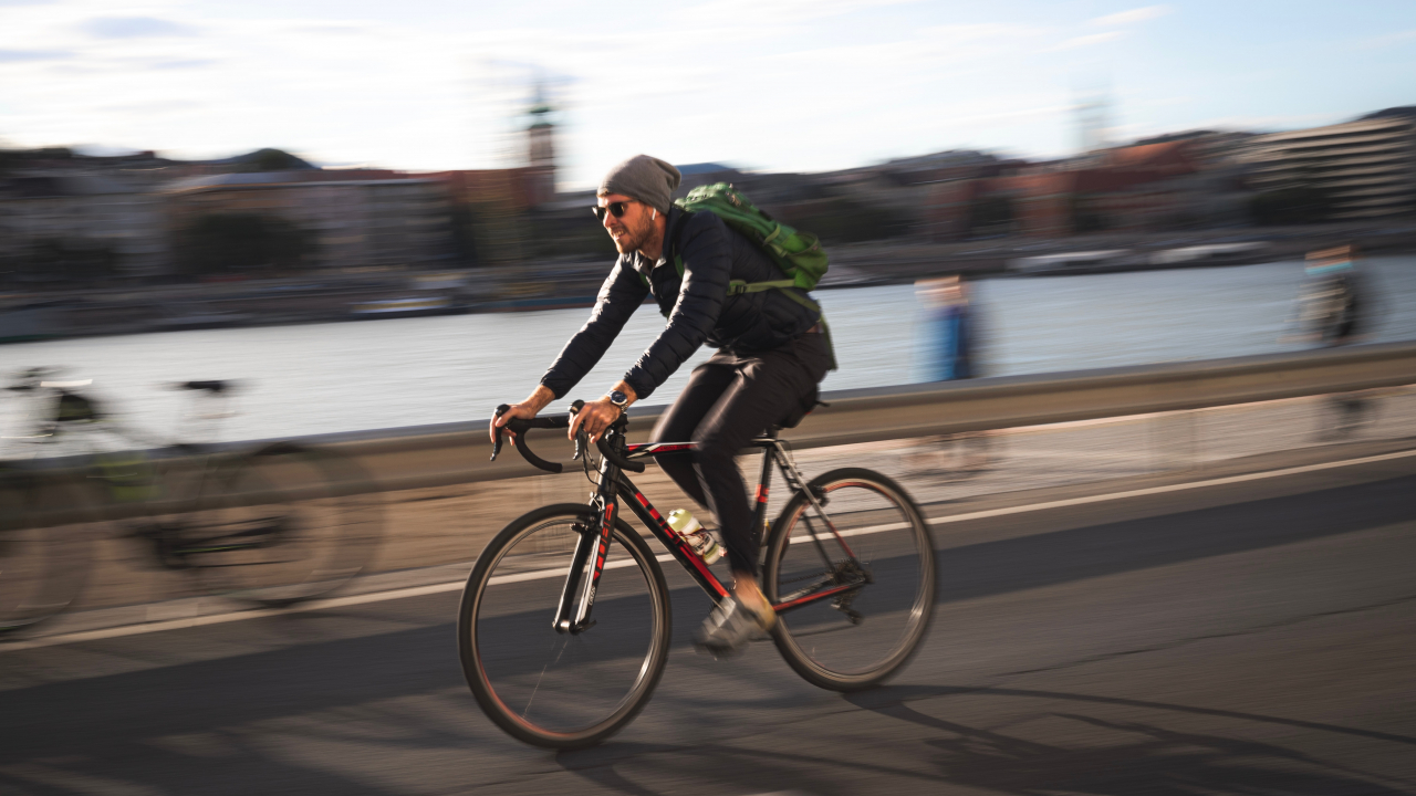 O autostradă pentru bicicliști din Coreea de Sud produce energie solară
