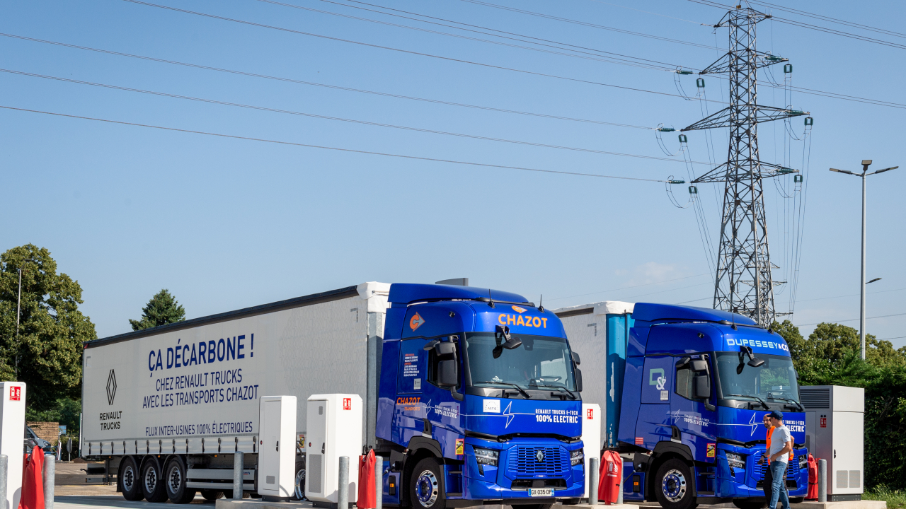 Renault uses smart electric trucks for proprietary clean logistics operations