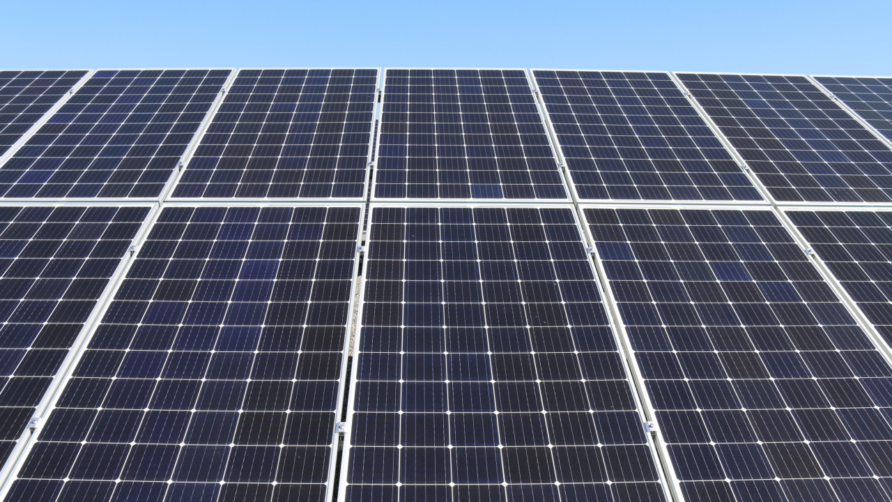 Noile celule solare tandem pot capta mai multă lumină solară