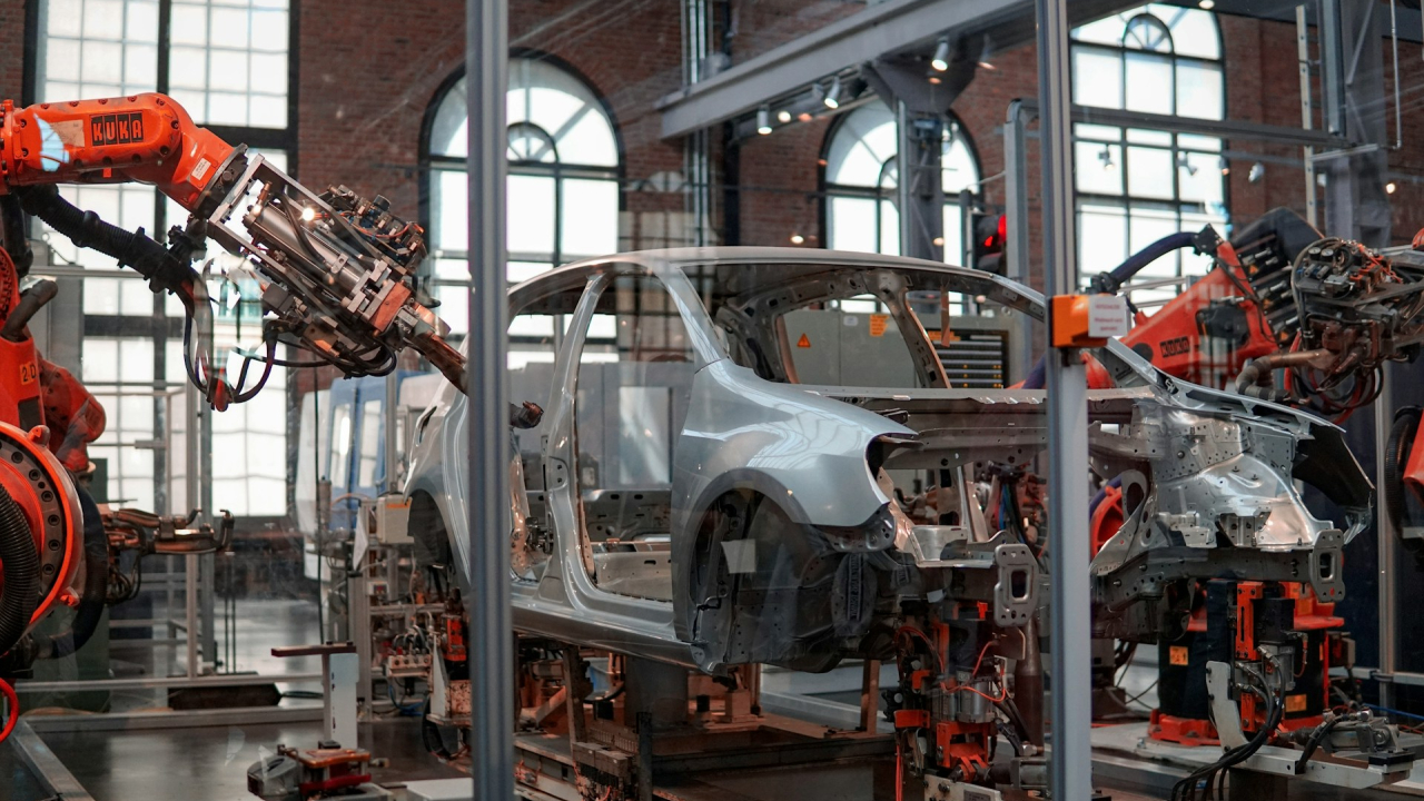 Agreement made by Mercedes-Benz to decarbonize the production of EVs