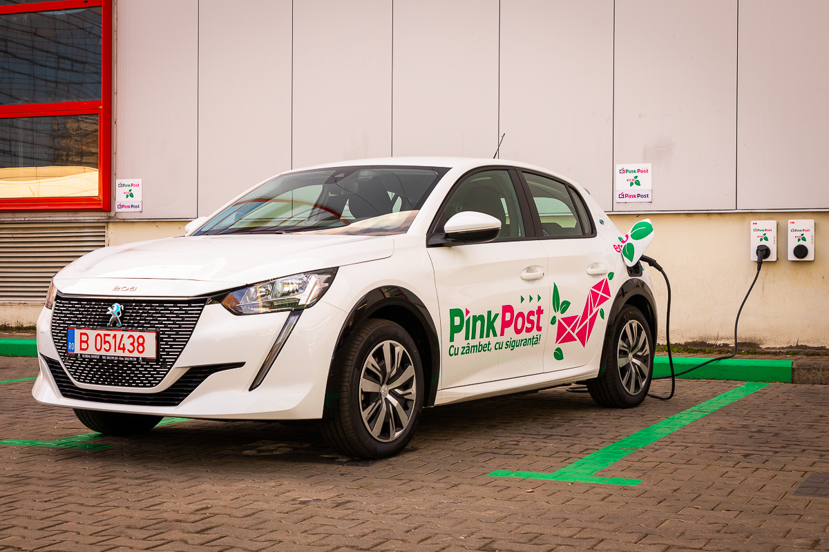 Pink Post investește într-o flotă de mașini electrice