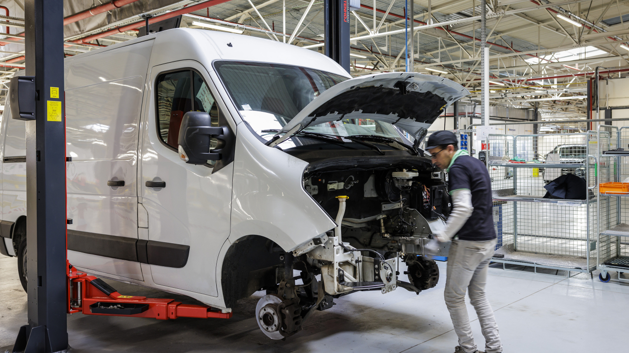 Automotive circularity: Renault converts its fossil-powered vans on batteries