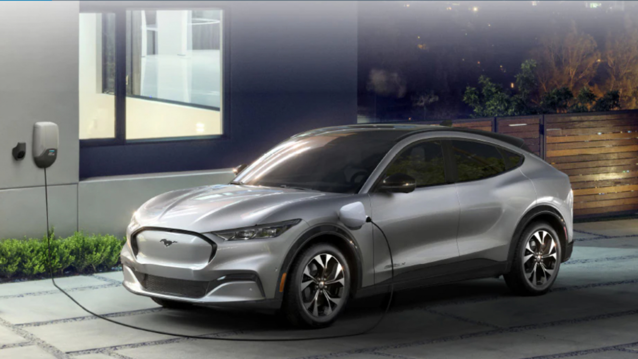 Ford separă construcția de mașini electrice de cea tradițională