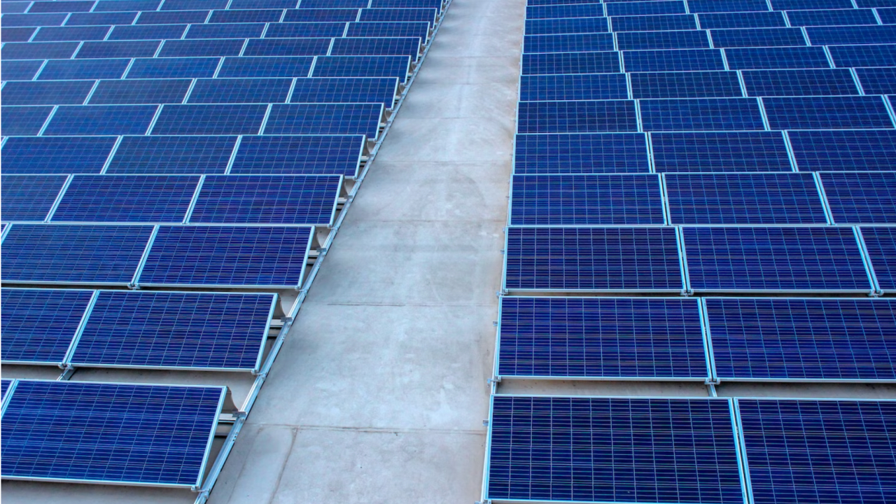 Un producător de oțel pentru industria auto, aproape 200.000 euro pentru alimentarea cu energie solară