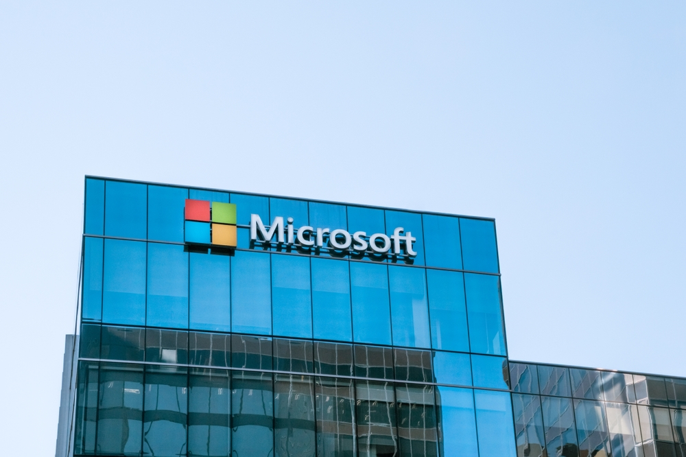 Microsoft cumpără 400 MW energie solară pentru operațiuni corporative nepoluante