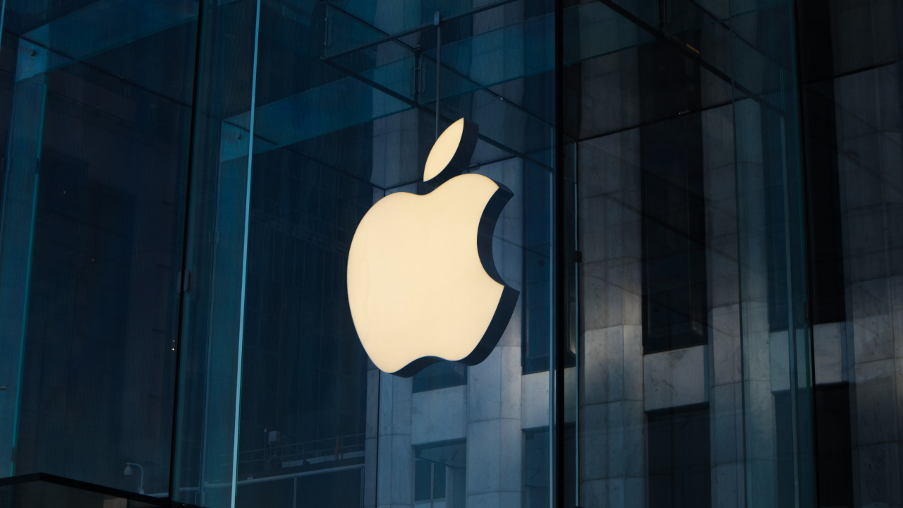 Peste 200 de furnizori Apple folosesc 10 gigawați de energie regenerabilă