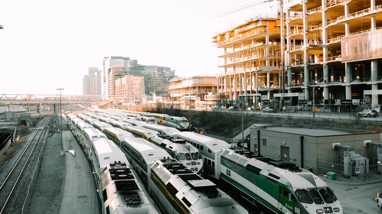 Danemarca investește în trenuri pe baterii pentru un transport mai sustenabil