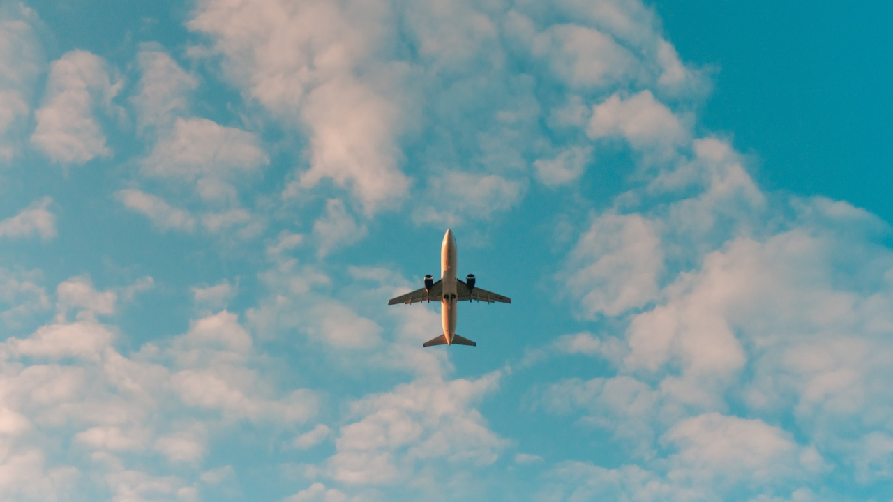 Hidrogenul este viitorul aviației în viziunea acestor companii