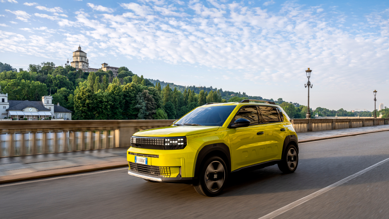 Fiat lansează mașina cu un bord creat din carton pentru băuturi reciclat